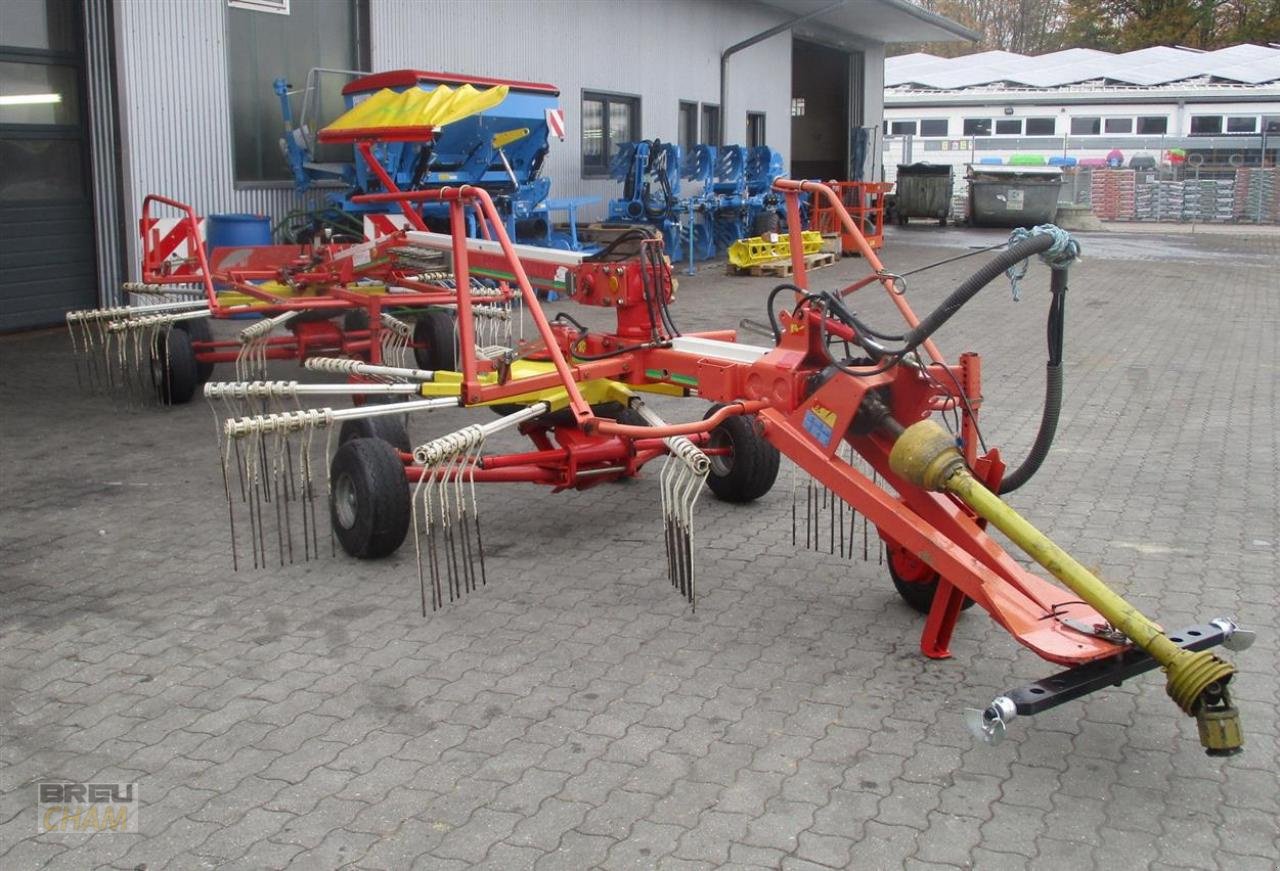 Schwader van het type Pöttinger 601 Multitast, Gebrauchtmaschine in Cham (Foto 2)