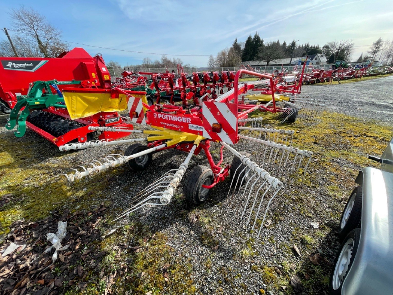 Schwader del tipo Pöttinger Andaineur EUROTOP691A Pöttinger, Gebrauchtmaschine In LA SOUTERRAINE (Immagine 5)