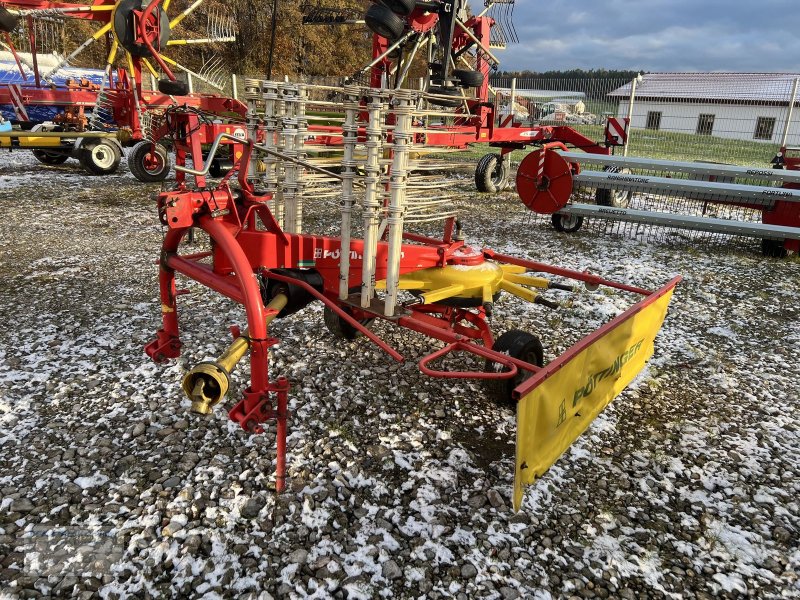 Schwader of the type Pöttinger Euro Top 380, Gebrauchtmaschine in Erlbach (Picture 1)