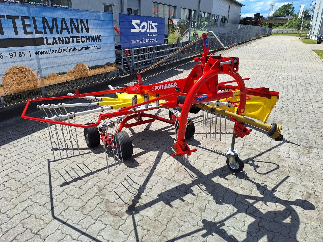 Schwader del tipo Pöttinger EuroTop 340 N (Model 2009), Gebrauchtmaschine en Stuhr (Imagen 2)