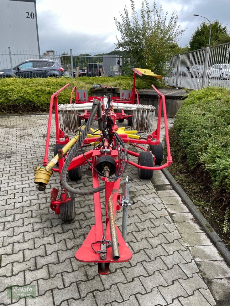 Schwader van het type Pöttinger Eurotop 601A, Neumaschine in Borgholzhausen (Foto 2)