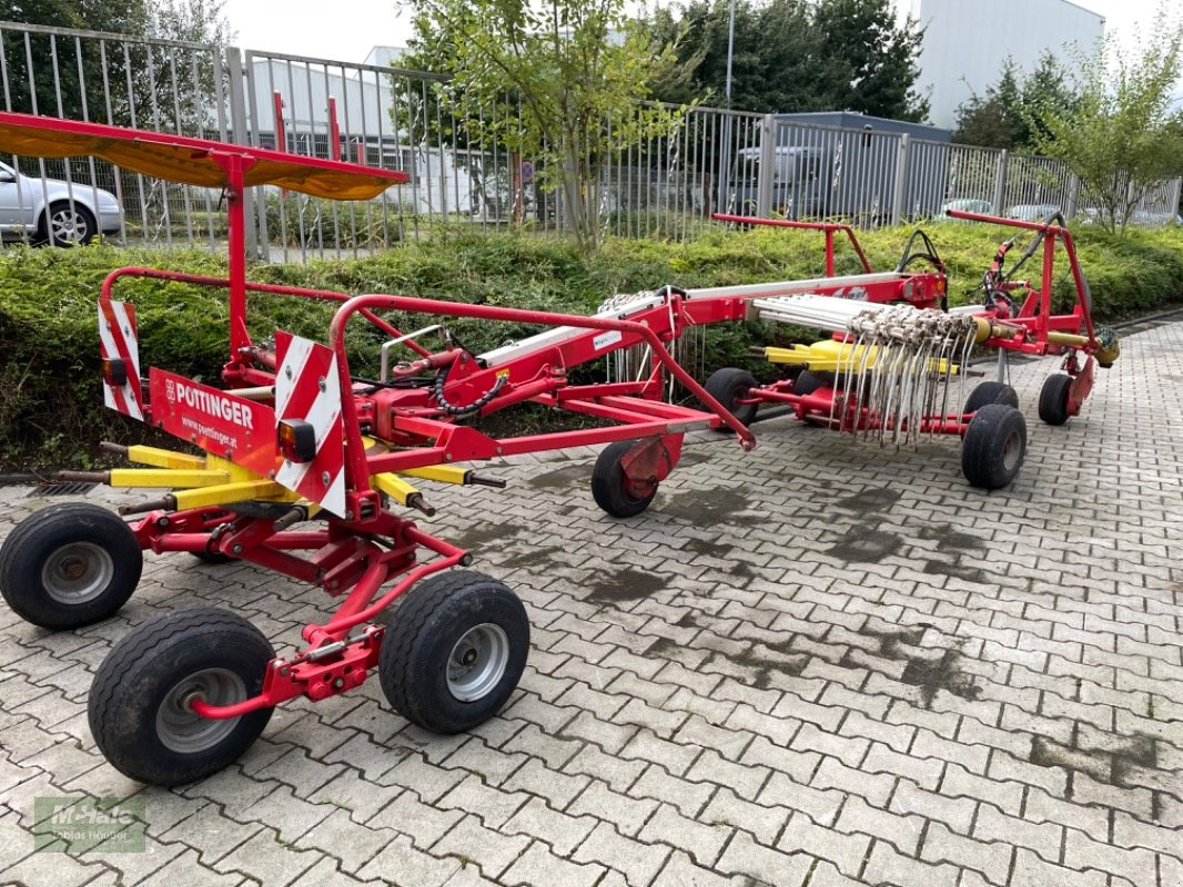 Schwader van het type Pöttinger Eurotop 601A, Neumaschine in Borgholzhausen (Foto 9)