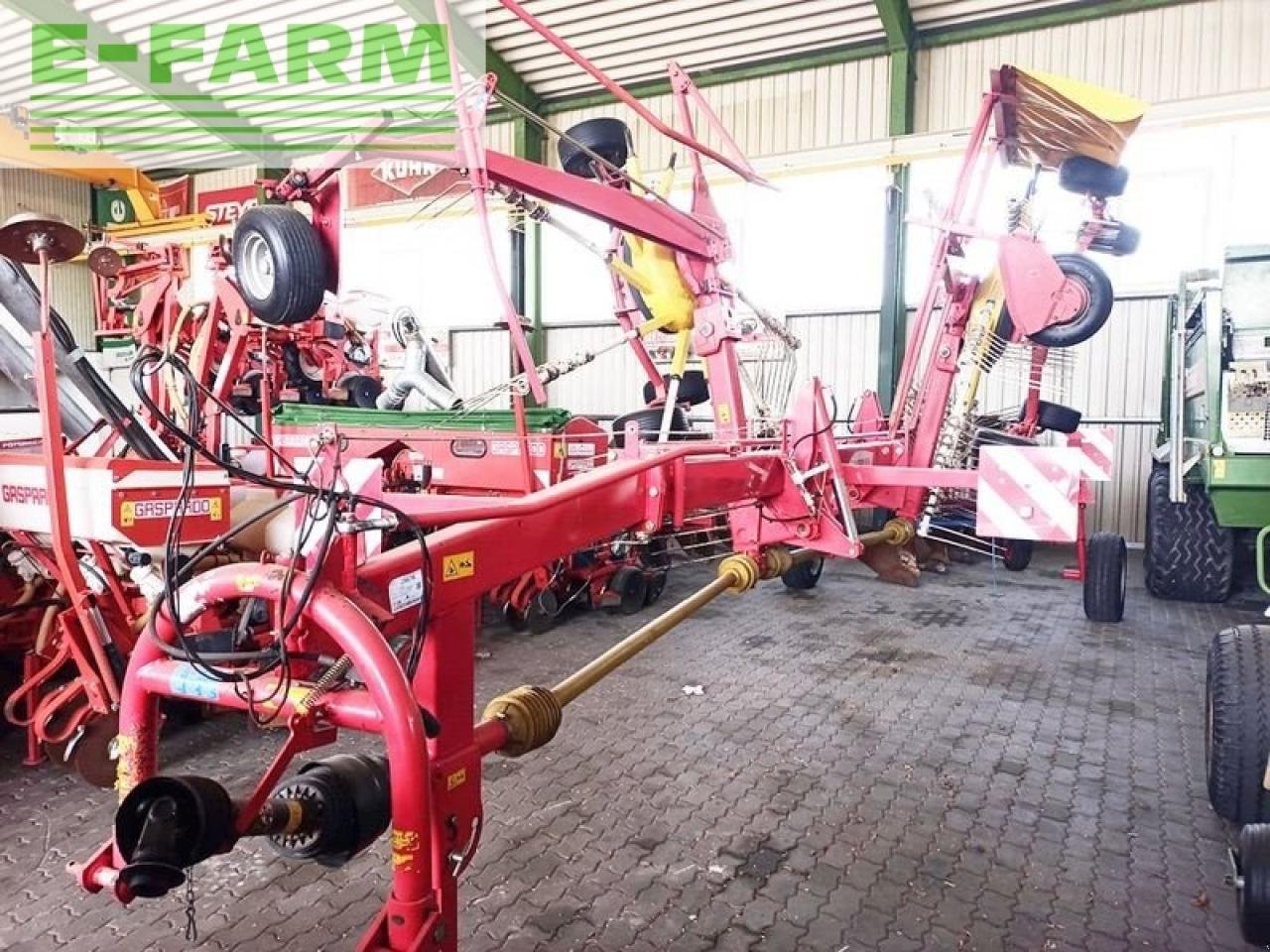 Schwader typu Pöttinger eurotop 651 a multitast schwader, Gebrauchtmaschine v SANKT MARIENKIRCHEN BEI SCHÄRDING (Obrázok 1)