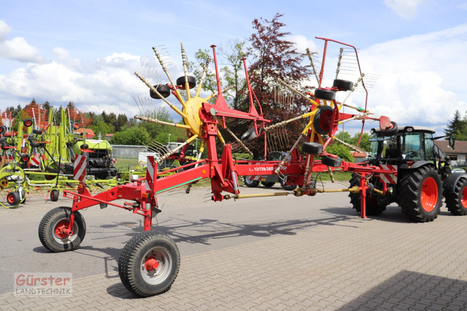 Schwader typu Pöttinger Eurotop 651 A Multitast, Gebrauchtmaschine w Mitterfels (Zdjęcie 1)