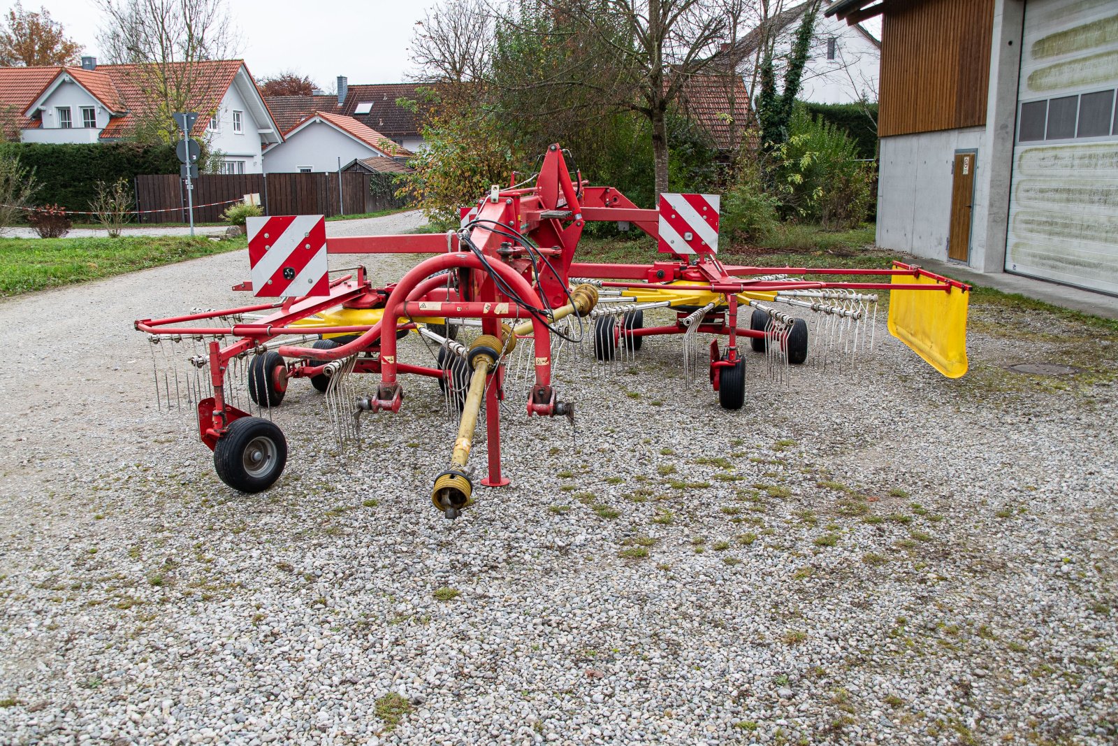 Schwader типа Pöttinger Eurotop 651 A Multitast, Gebrauchtmaschine в Schöngeising (Фотография 15)