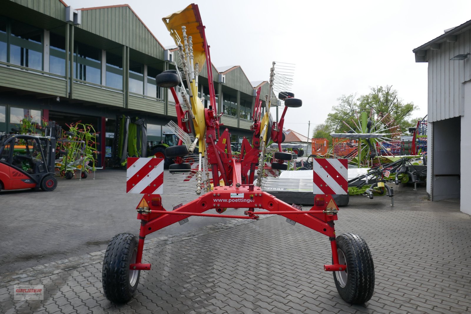 Schwader van het type Pöttinger Eurotop 801 A, Gebrauchtmaschine in Dorfen (Foto 3)