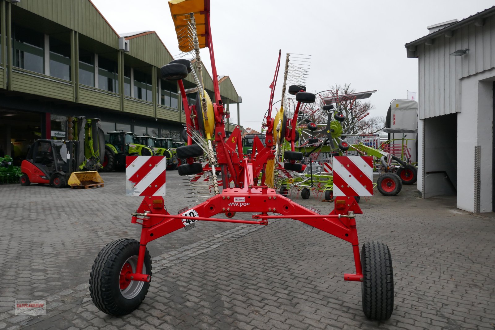 Schwader van het type Pöttinger Eurotop 801 A, Gebrauchtmaschine in Dorfen (Foto 4)