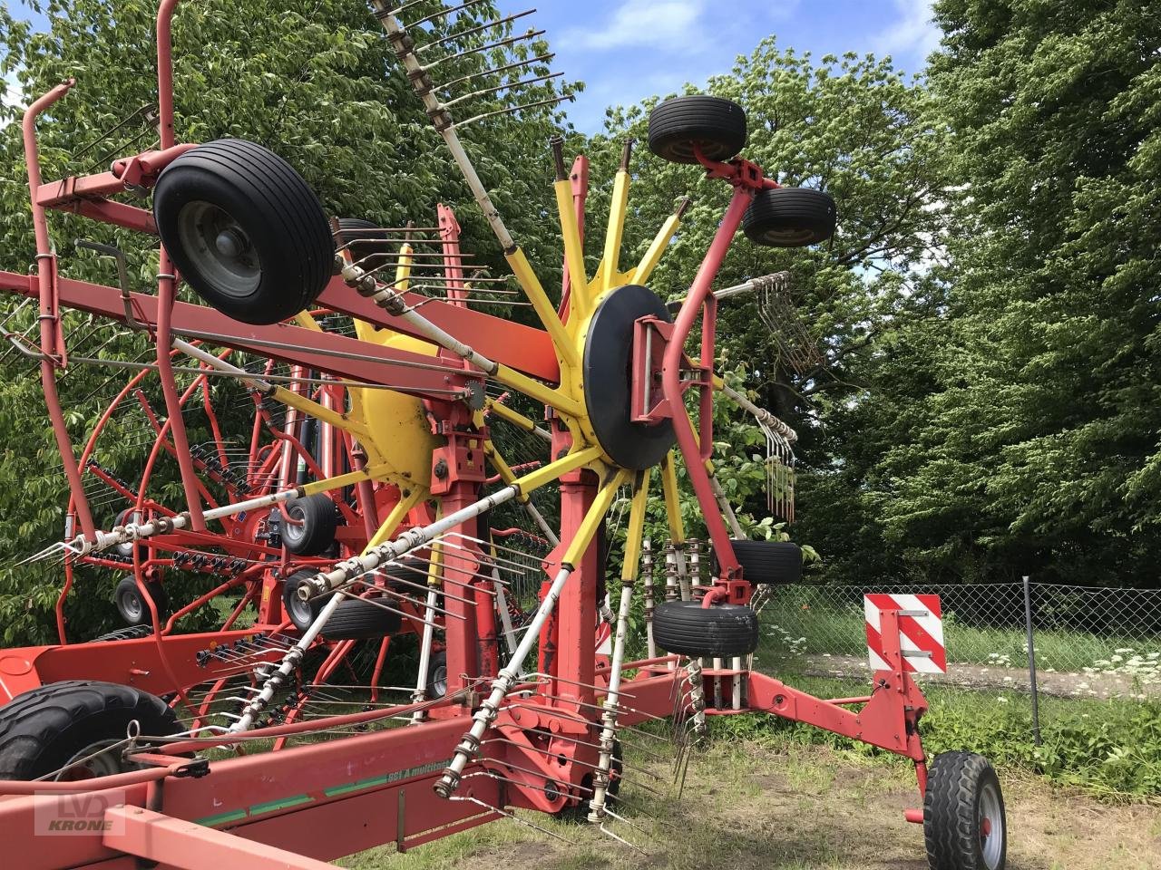 Schwader typu Pöttinger EUROTOP 881A PSK250, Gebrauchtmaschine w Alt-Mölln (Zdjęcie 4)