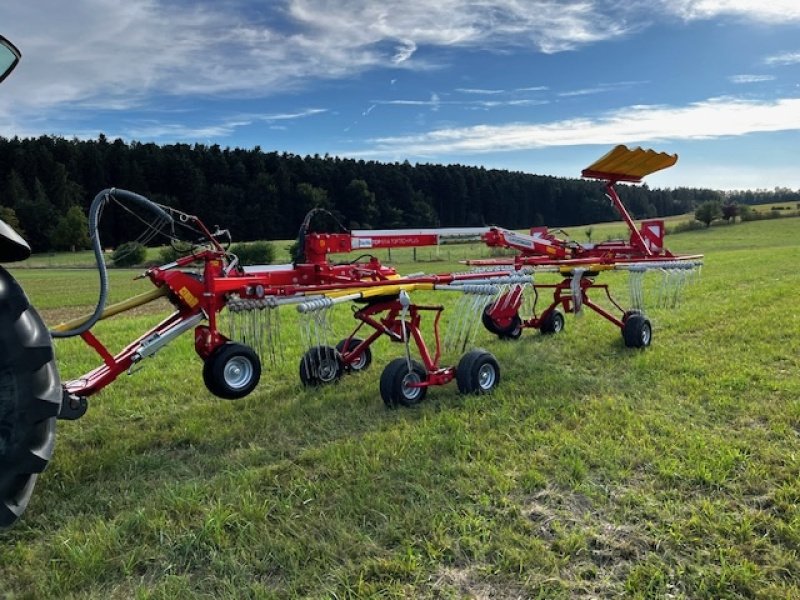 Schwader a típus Pöttinger Pöttinger Schwader TOP 611 A TOPTECH Plus Wurmschwader BJ.2017, Gebrauchtmaschine ekkor: Rottweil (Kép 1)