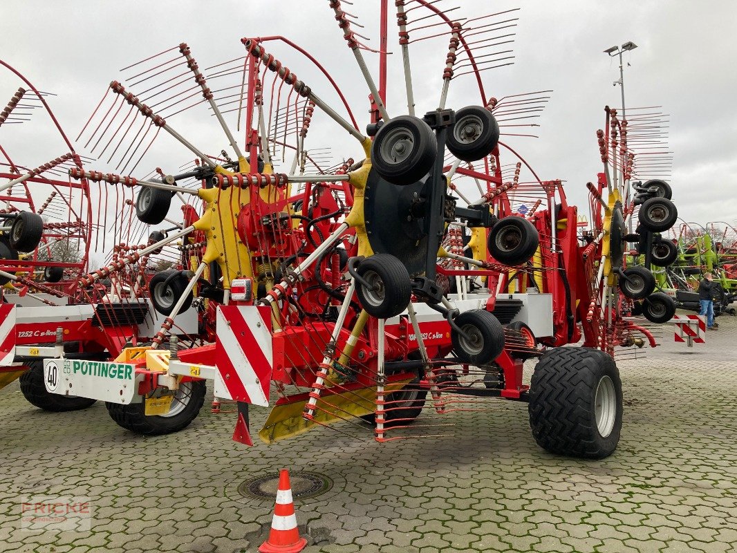 Schwader van het type Pöttinger Top 1252 C s-line, Gebrauchtmaschine in Bockel - Gyhum (Foto 3)