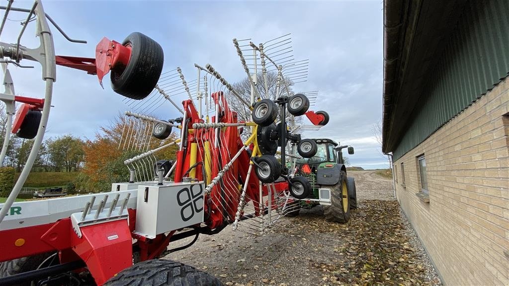 Schwader typu Pöttinger TOP 1252 C, Gebrauchtmaschine v Viborg (Obrázek 4)