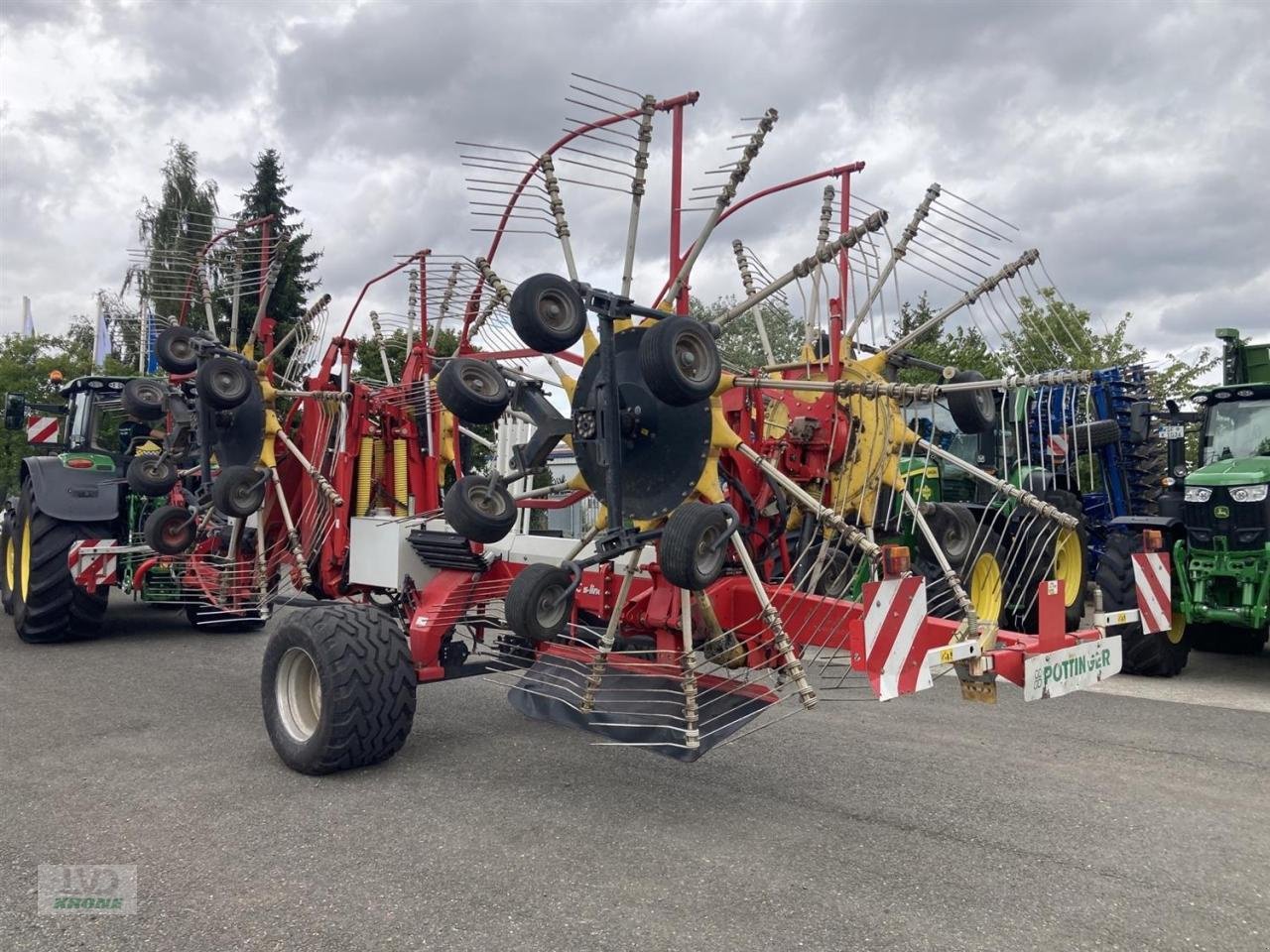 Schwader typu Pöttinger Top 1252C, Gebrauchtmaschine w Zorbau (Zdjęcie 4)