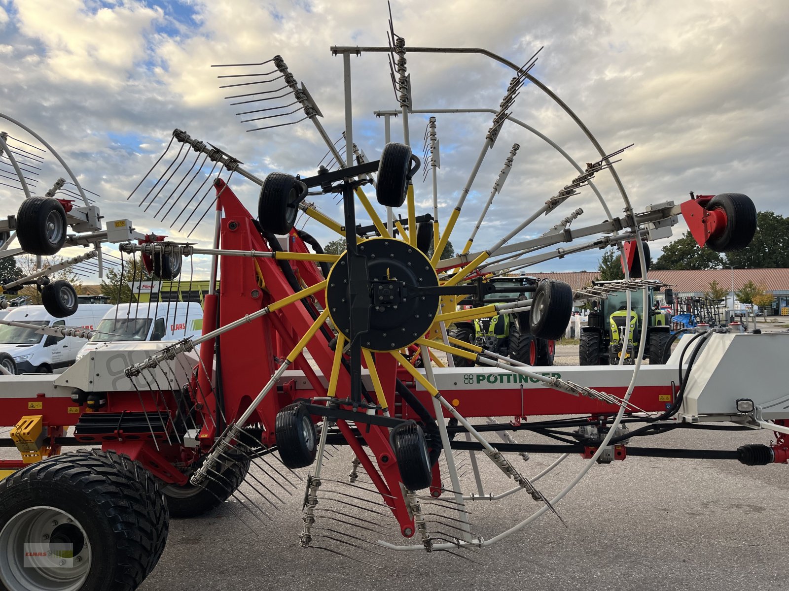 Schwader van het type Pöttinger Top 1403 C, Gebrauchtmaschine in Dasing (Foto 8)