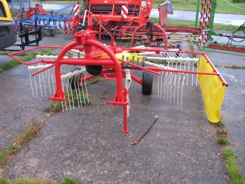 Schwader van het type Pöttinger Top 380 N, Gebrauchtmaschine in Nieheim Kreis Höxter (Foto 4)