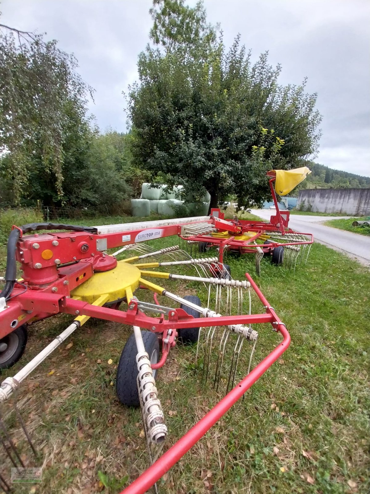 Schwader van het type Pöttinger Top 611 A, Gebrauchtmaschine in Steisslingen (Foto 1)