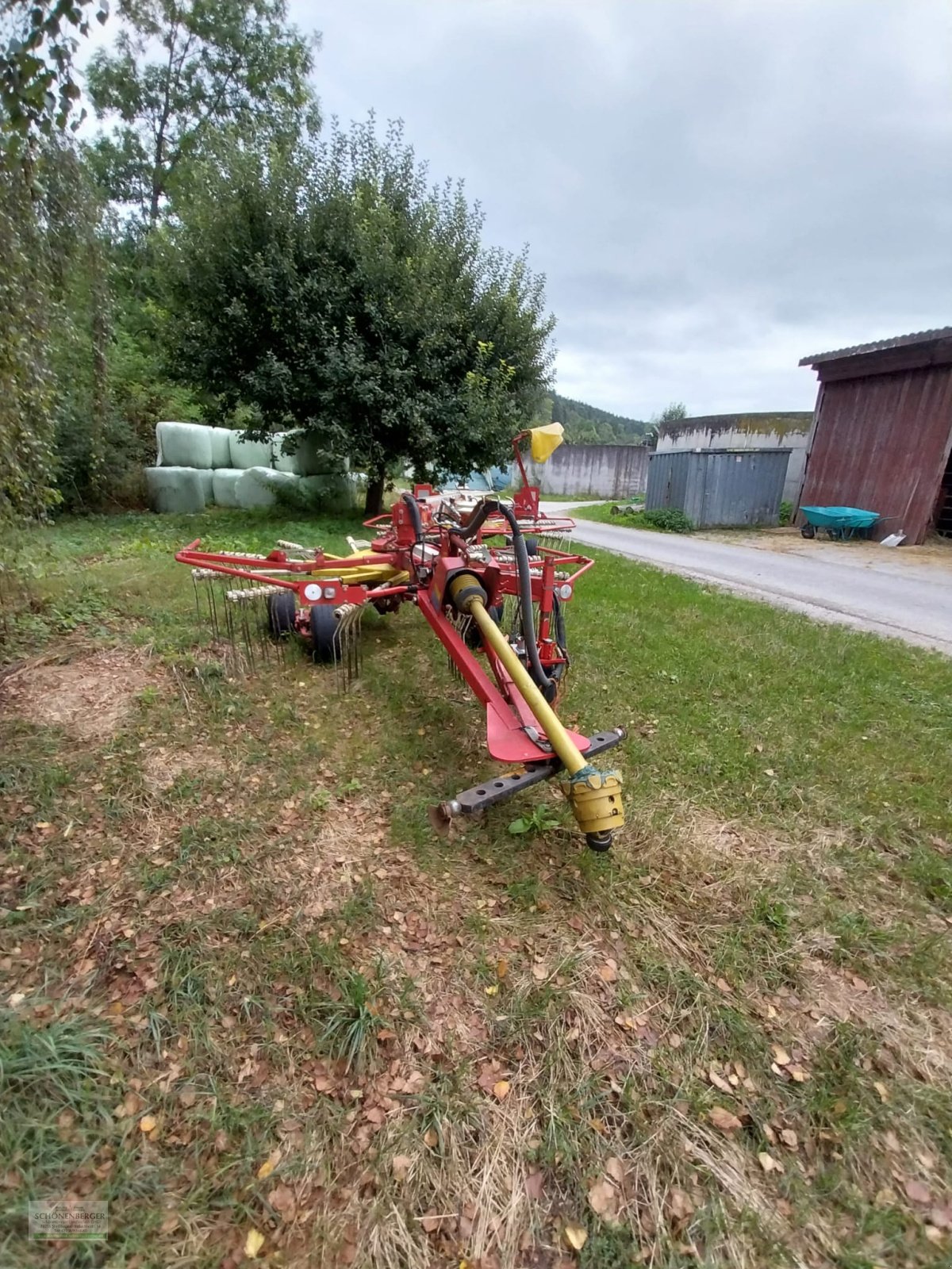 Schwader van het type Pöttinger Top 611 A, Gebrauchtmaschine in Steisslingen (Foto 4)