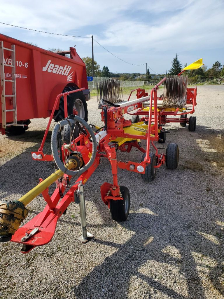 Schwader van het type Pöttinger TOP 611, Gebrauchtmaschine in Montauban (Foto 3)