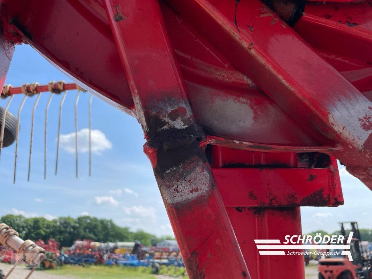 Schwader del tipo Pöttinger TOP 650, Gebrauchtmaschine en Wildeshausen (Imagen 13)