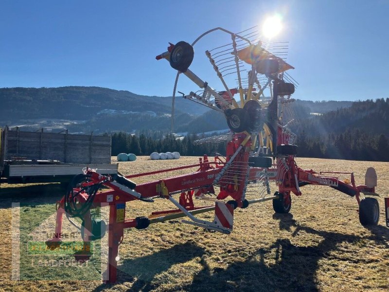 Schwader des Typs Pöttinger Top 662, Neumaschine in Murau (Bild 1)