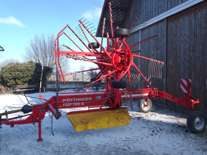 Schwader van het type Pöttinger Top 700 A, Gebrauchtmaschine in Pfaffenhausen (Foto 1)