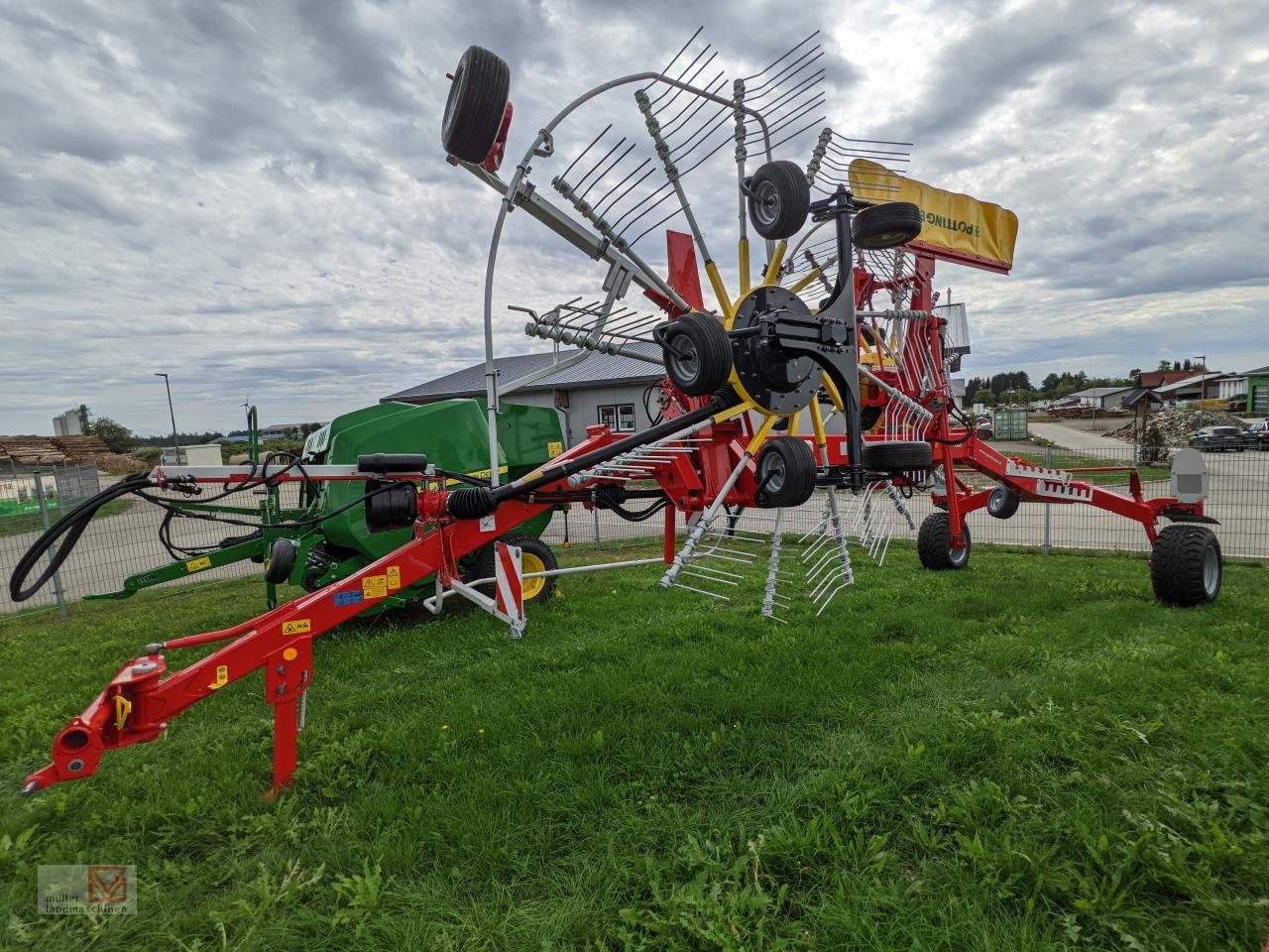 Schwader typu Pöttinger Top 722, Neumaschine w Bonndorf (Zdjęcie 1)