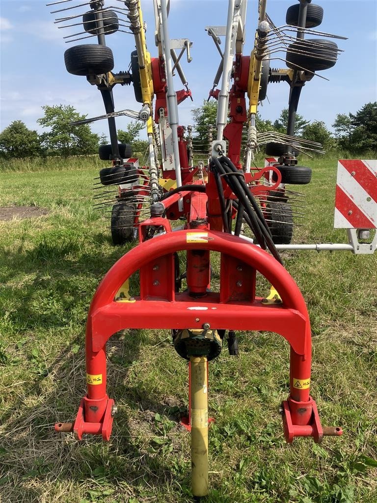 Schwader tipa Pöttinger TOP 762 C Vidvinkel pto og støtte hjul foran rotor, Gebrauchtmaschine u Thisted (Slika 4)