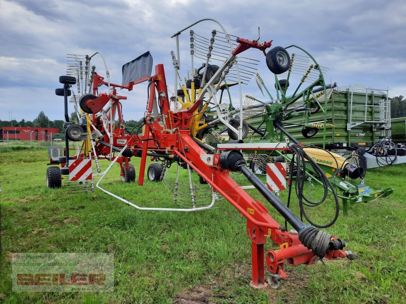 Schwader van het type Pöttinger Top 812, Gebrauchtmaschine in Burghaslach (Foto 1)