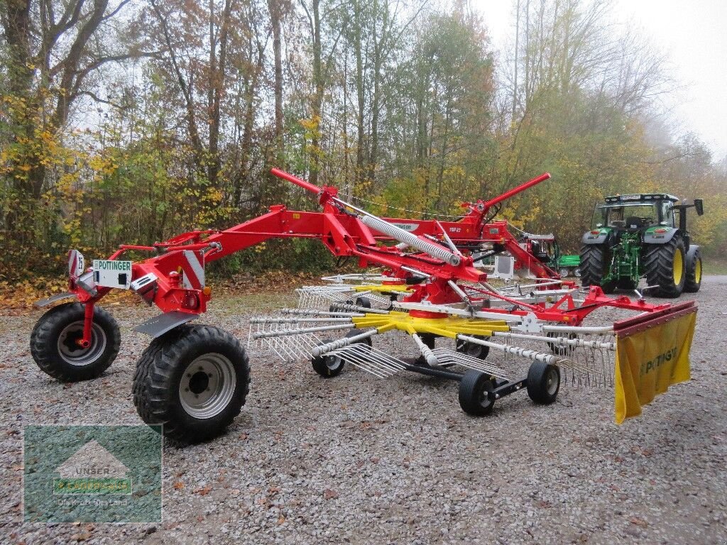 Schwader del tipo Pöttinger TOP 812, Gebrauchtmaschine In Hofkirchen (Immagine 18)