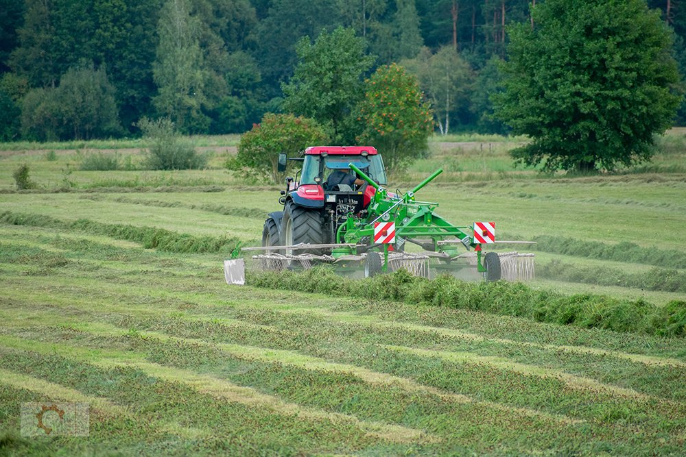 Schwader typu PRONAR ZKP 801 8m Seitenschwader Doppelschwader, Neumaschine w Tiefenbach (Zdjęcie 4)