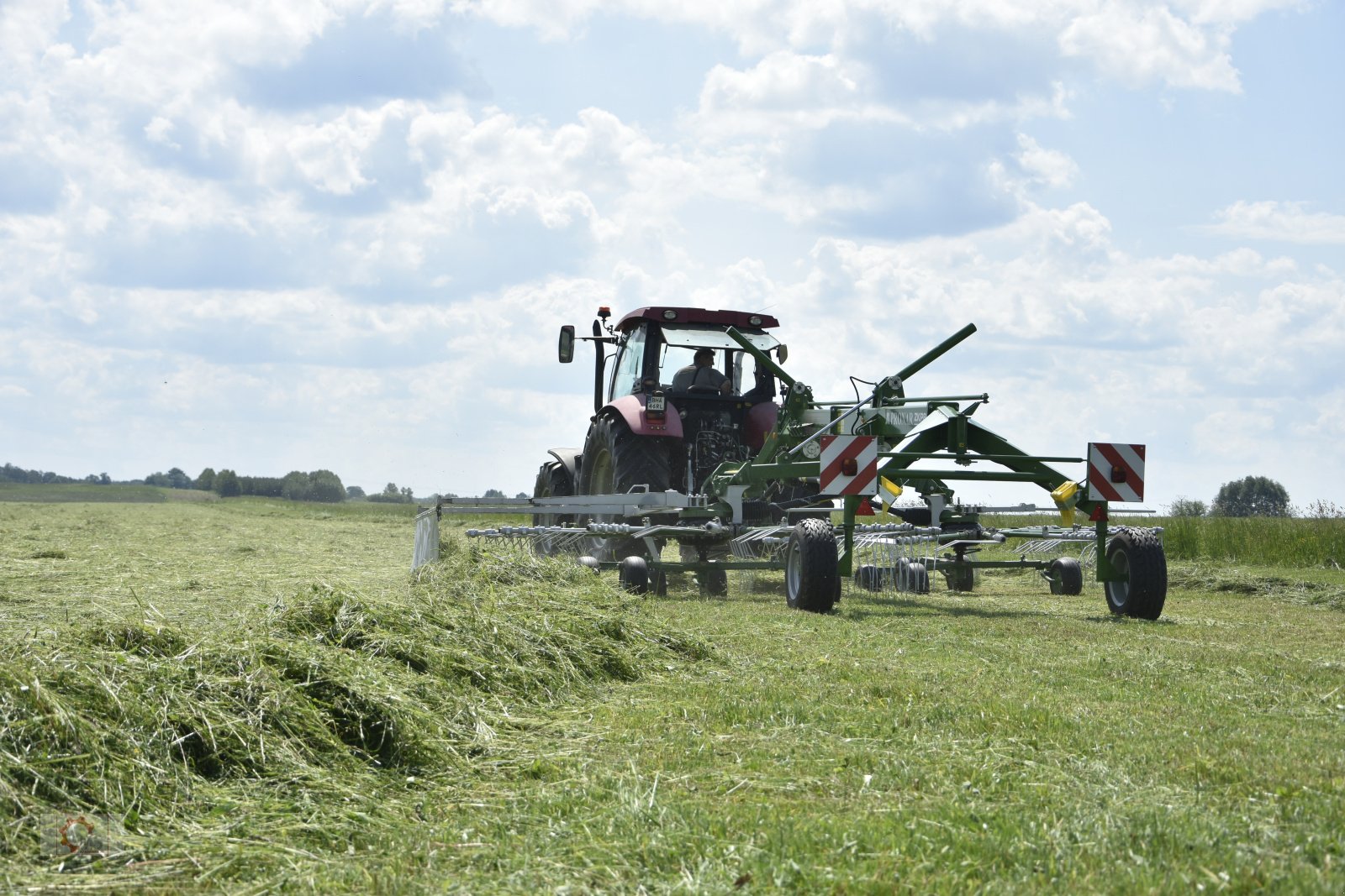 Schwader typu PRONAR ZKP 801 8m Seitenschwader Doppelschwader, Neumaschine w Tiefenbach (Zdjęcie 12)