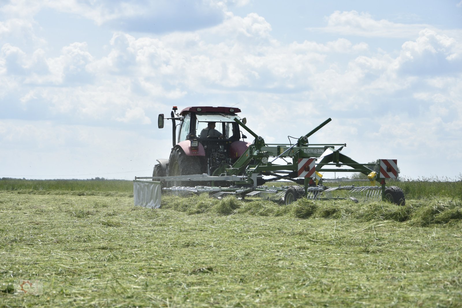 Schwader typu PRONAR ZKP 801 8m Seitenschwader Doppelschwader, Neumaschine w Tiefenbach (Zdjęcie 13)