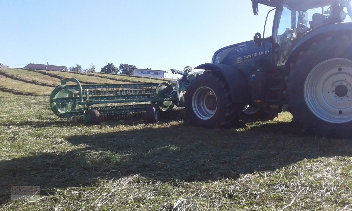 Schwader typu SaMASZ Twist 600P-Kammschwader-Doppelschwader-Schwader, Vorführmaschine v Eberschwang (Obrázek 4)