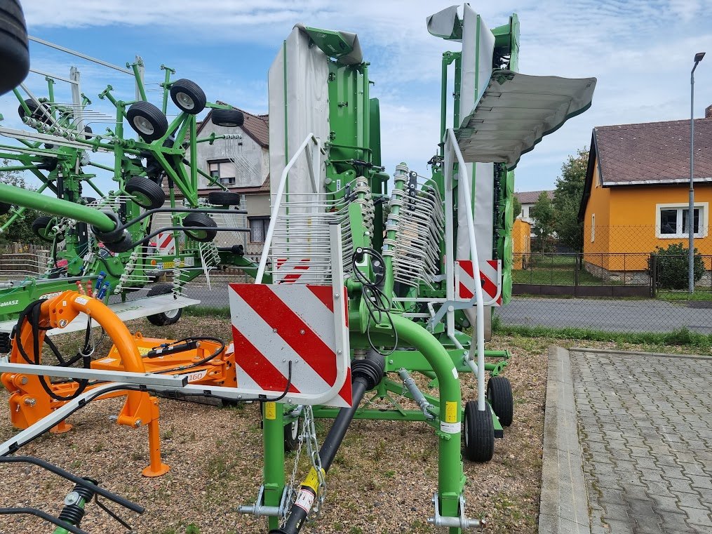 Schwader of the type SaMASZ Z-440, Neumaschine in Stankov (Picture 7)