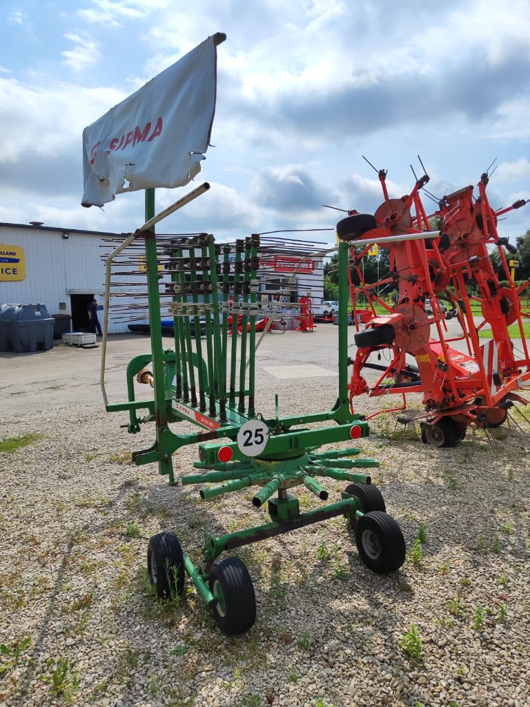 Schwader des Typs Sipma ZK 450 WIR, Gebrauchtmaschine in Lérouville (Bild 5)