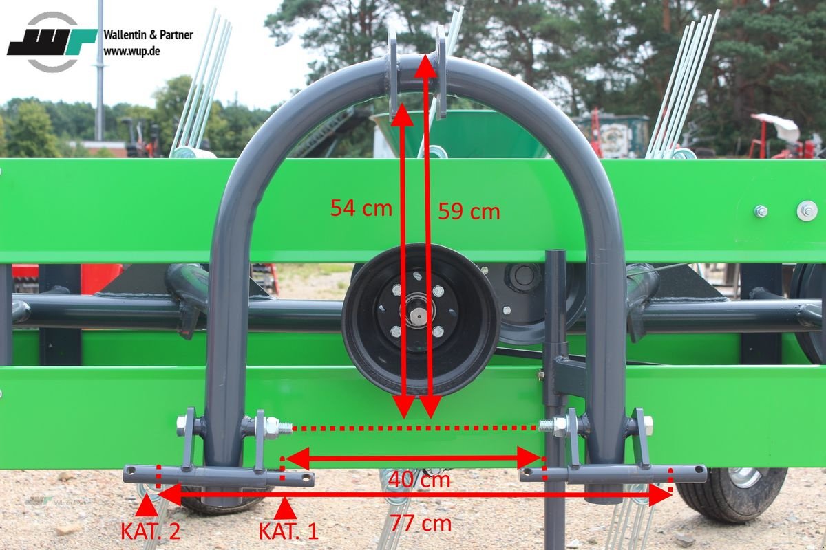 Schwader типа Sonstige Bandschwader Bandrechen 210 cm - 280 cm ab 25 PS, Neumaschine в Wesenberg (Фотография 3)