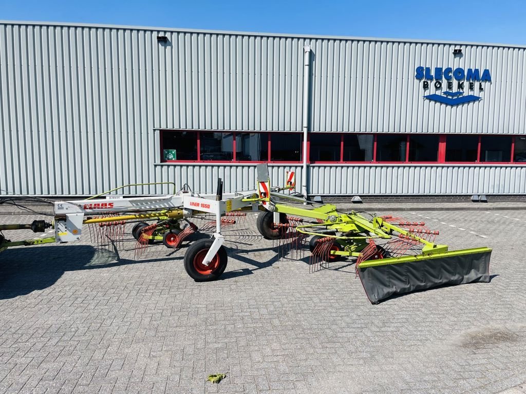 Schwader del tipo Sonstige Claas Liner 1550 Dubbele Hark, Gebrauchtmaschine en BOEKEL (Imagen 4)