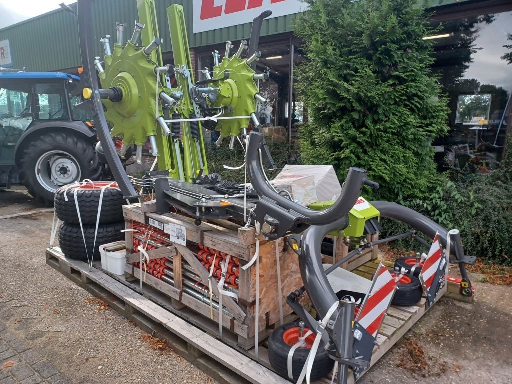 Schwader typu Sonstige Claas Liner 2800, Neumaschine w Hasselt (Zdjęcie 2)