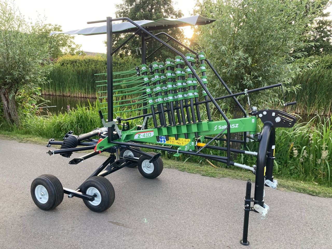 Schwader del tipo Sonstige Samasz Z-410, Neumaschine en Stolwijk (Imagen 4)