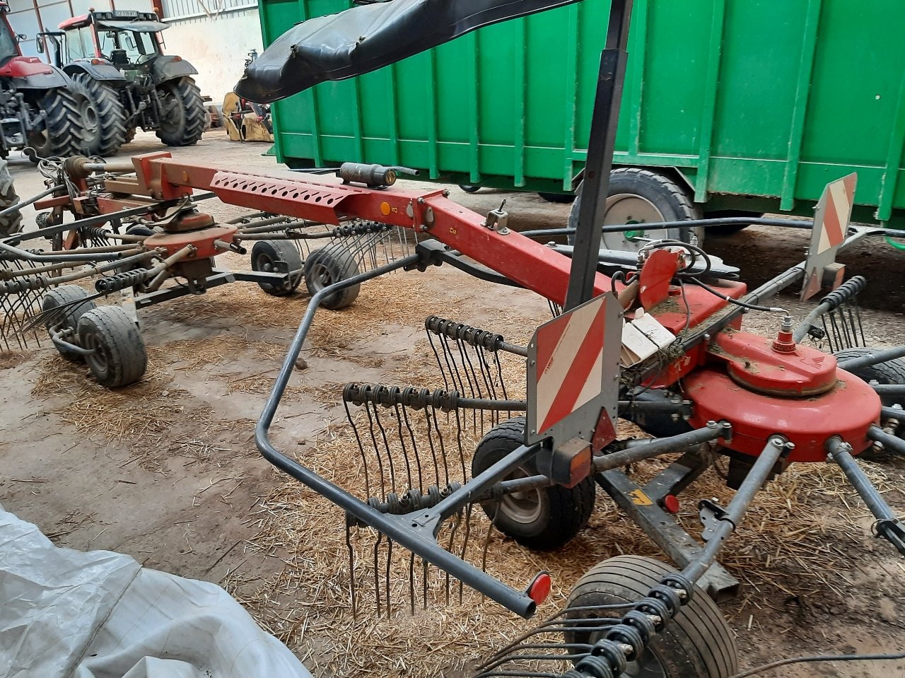 Schwader van het type Vicon andex 714 t vario, Gebrauchtmaschine in MANDRES-SUR-VAIR (Foto 7)