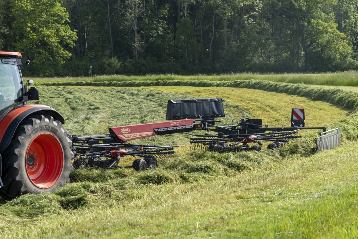 Schwader del tipo Vicon Andex 715T Vario, Neumaschine en Creglingen (Imagen 1)