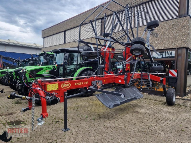 Schwader of the type Vicon ANDEX 724, Neumaschine in Zell a. H.