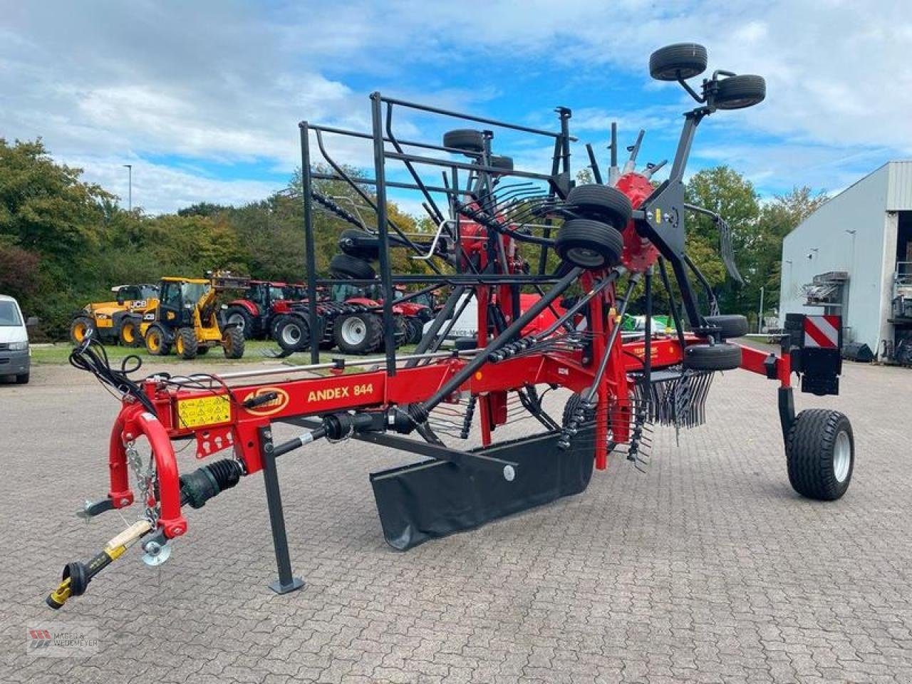 Schwader van het type Vicon VICON MITTELSCHWADER ANDEX 844, Neumaschine in Oyten (Foto 1)