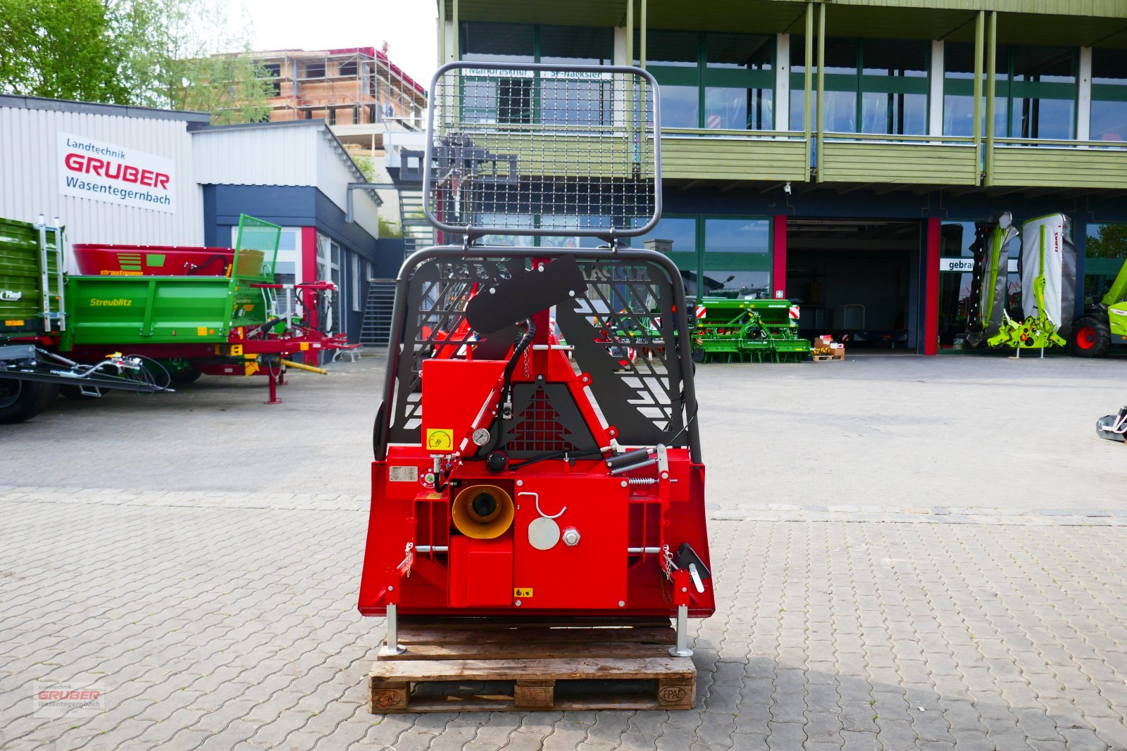 Seilwinde van het type Krpan 5,5 EH - hydr. Seilausstoß mit Funkbedienung, Neumaschine in Dorfen (Foto 5)