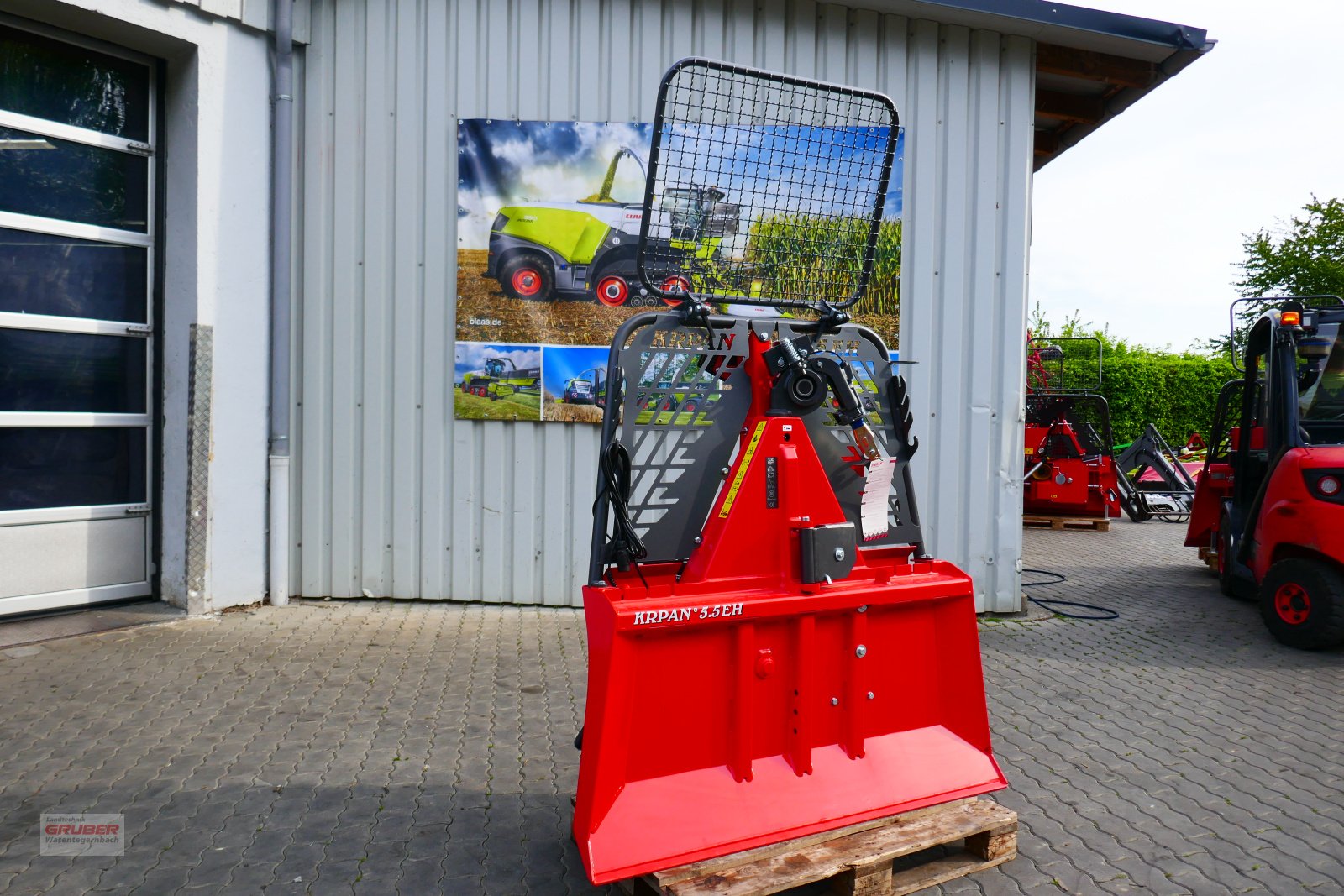 Seilwinde des Typs Krpan 5,5 EH - hydr. Seilausstoß mit Funkbedienung, Neumaschine in Dorfen (Bild 9)