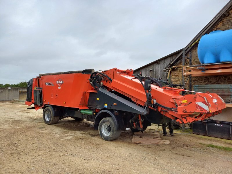 Selbstfahrer Futtermischwagen of the type Kuhn SPW INTENSE 19.2 CL, Gebrauchtmaschine in Le Horps