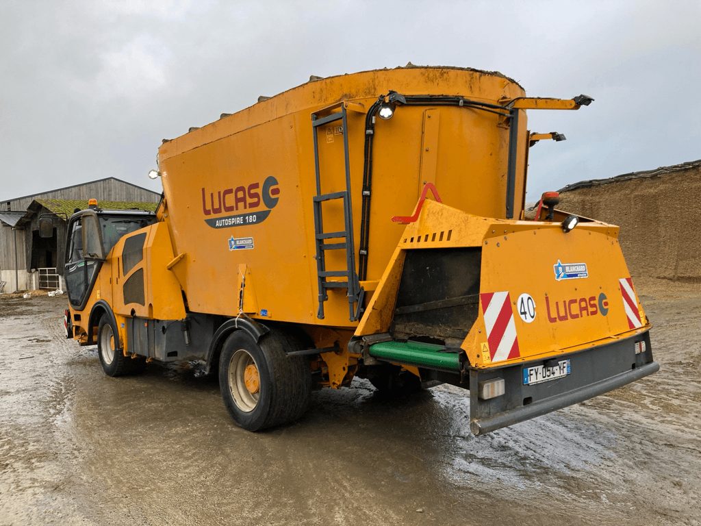 Selbstfahrer Futtermischwagen des Typs Lucas AUTOSPIRE 180, Gebrauchtmaschine in TREMEUR (Bild 2)