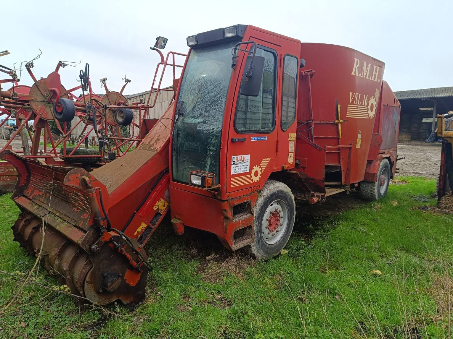 Selbstfahrer Futtermischwagen tipa RMH VSL 16, Gebrauchtmaschine u Le Horps (Slika 1)