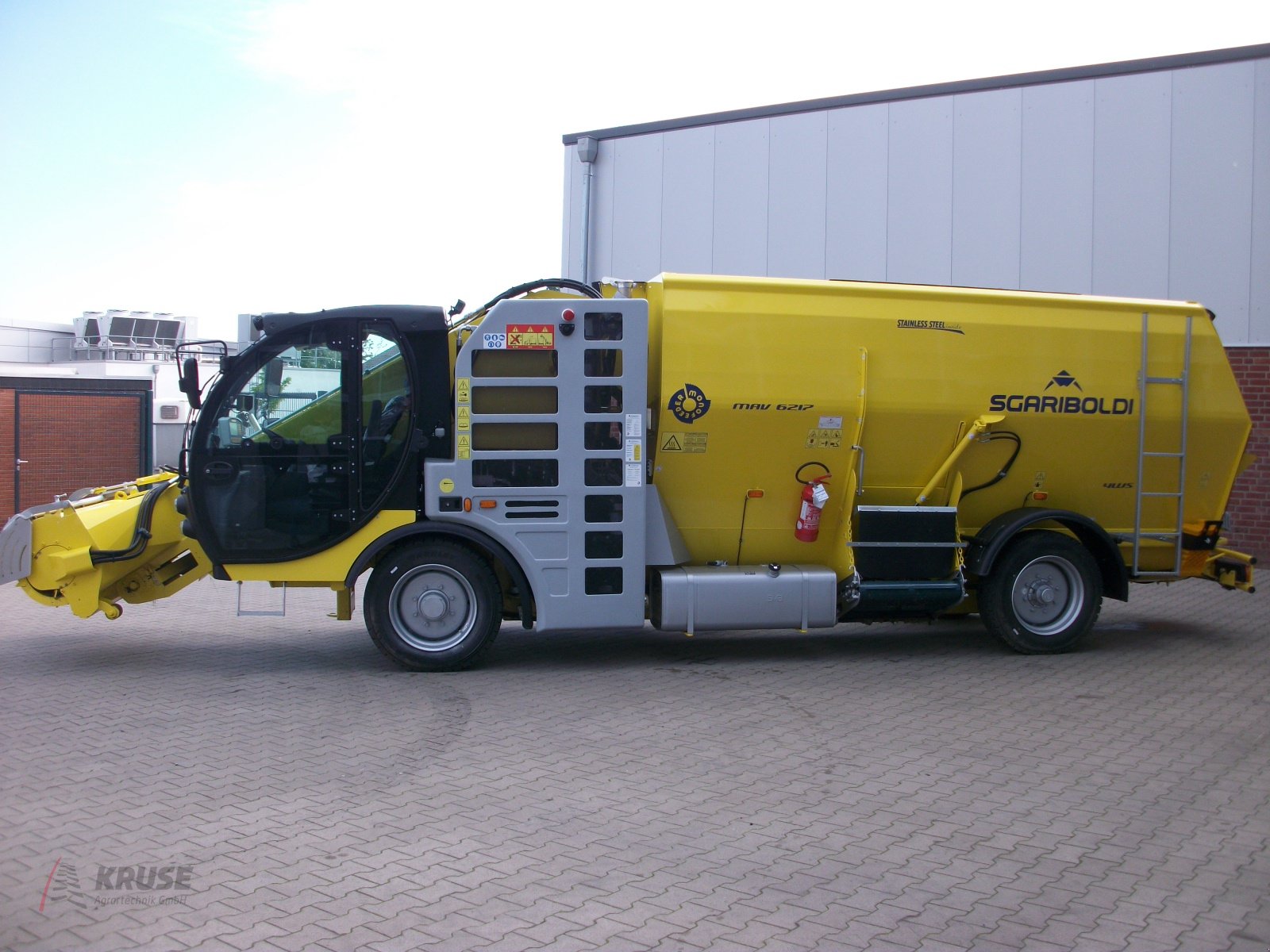 Selbstfahrer Futtermischwagen van het type Sgariboldi MAV 6217-4WS, Neumaschine in Fürstenau (Foto 3)