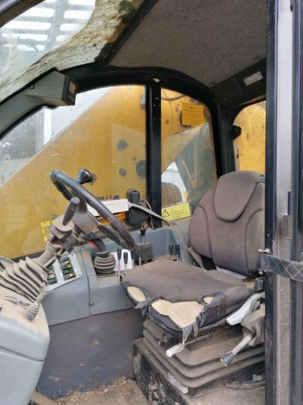 Selbstfahrer Futtermischwagen van het type Sonstige AMIRAL, Gebrauchtmaschine in Le Horps (Foto 8)