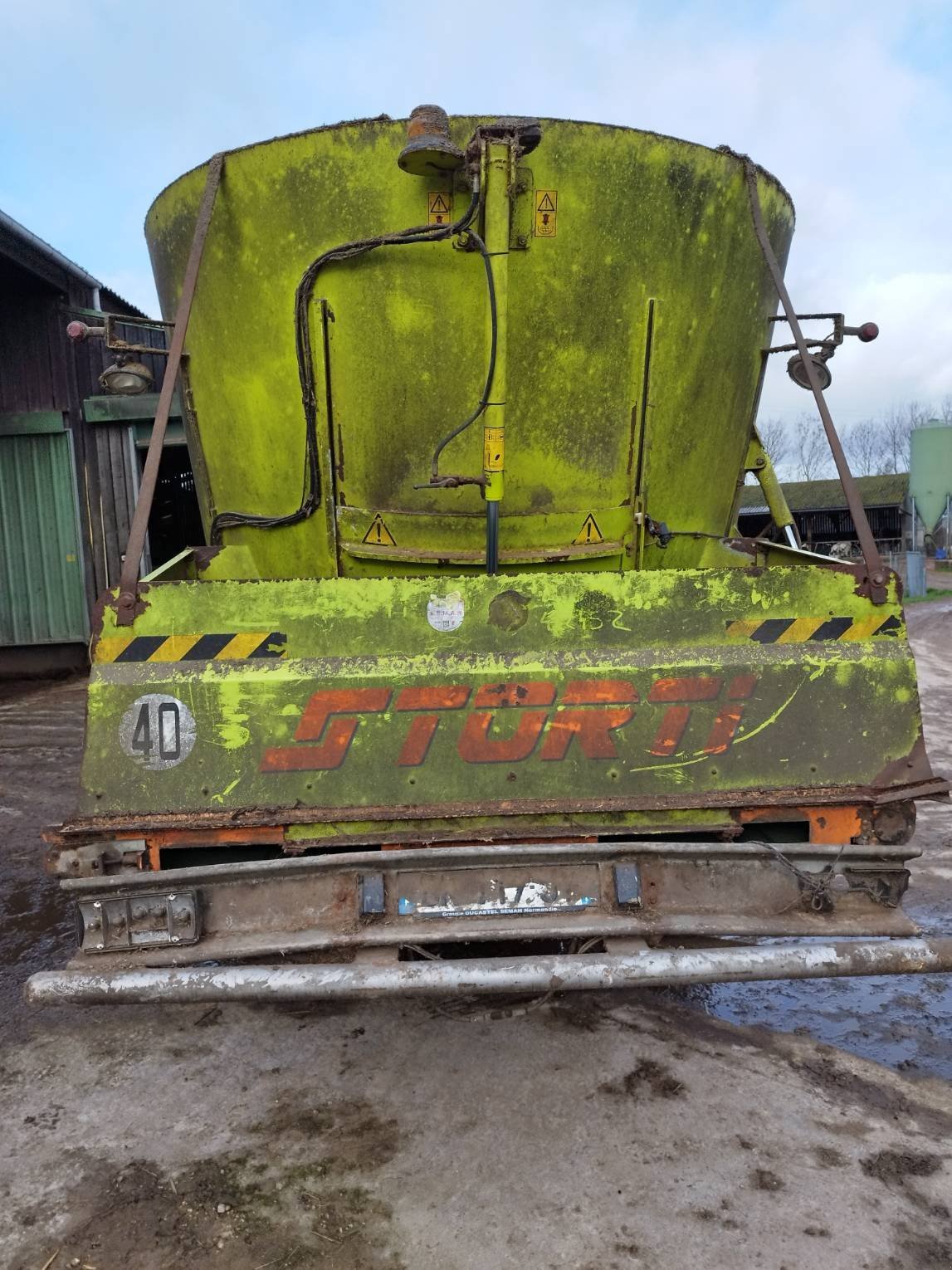 Selbstfahrer Futtermischwagen van het type Storti DOBERMAN 16M3, Gebrauchtmaschine in Trun (Foto 10)